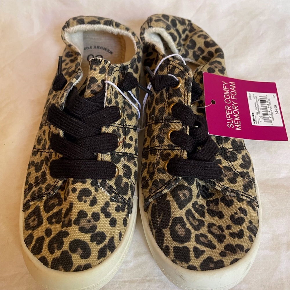 SO Leopard Print Athletic Shoes with Black Laces
